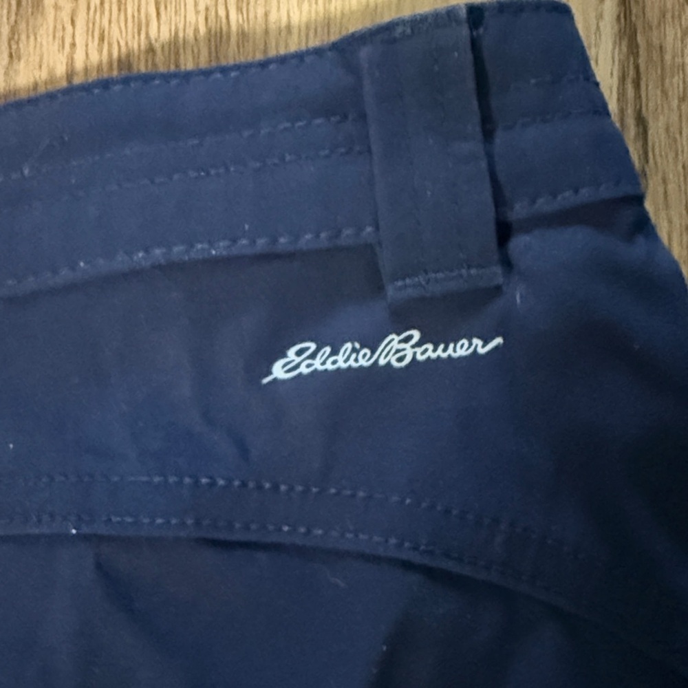 SOLD. EDDIE BAUER ladies size 8, quick dry shorts brand new NWT - Picture 8 of 8